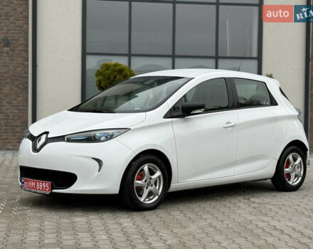 Белый Рено Зое, объемом двигателя 0 л и пробегом 127 тыс. км за 9200 $, фото 23 на Automoto.ua