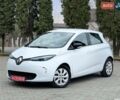 Белый Рено Зое, объемом двигателя 0 л и пробегом 128 тыс. км за 8900 $, фото 1 на Automoto.ua