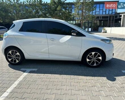 Білий Рено Зое, об'ємом двигуна 0 л та пробігом 41 тис. км за 11500 $, фото 5 на Automoto.ua