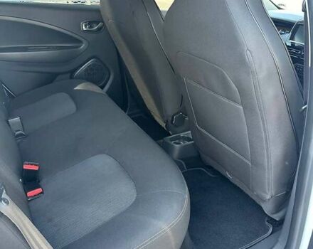 Білий Рено Зое, об'ємом двигуна 0 л та пробігом 41 тис. км за 11500 $, фото 20 на Automoto.ua