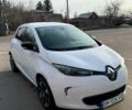 Белый Рено Зое, объемом двигателя 0 л и пробегом 76 тыс. км за 9100 $, фото 7 на Automoto.ua