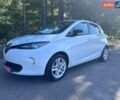 Белый Рено Зое, объемом двигателя 0 л и пробегом 165 тыс. км за 10150 $, фото 1 на Automoto.ua