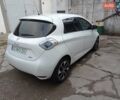 Белый Рено Зое, объемом двигателя 0 л и пробегом 145 тыс. км за 9100 $, фото 12 на Automoto.ua
