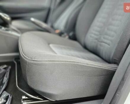 Белый Рено Зое, объемом двигателя 0 л и пробегом 71 тыс. км за 9550 $, фото 58 на Automoto.ua