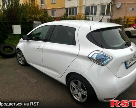 Белый Рено Зое, объемом двигателя 0 л и пробегом 102 тыс. км за 8500 $, фото 7 на Automoto.ua