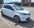 Белый Рено Зое, объемом двигателя 0 л и пробегом 107 тыс. км за 6965 $, фото 1 на Automoto.ua