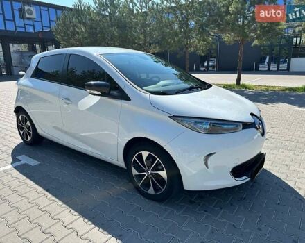 Білий Рено Зое, об'ємом двигуна 0 л та пробігом 41 тис. км за 11500 $, фото 1 на Automoto.ua