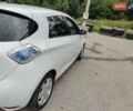 Белый Рено Зое, объемом двигателя 0 л и пробегом 190 тыс. км за 9300 $, фото 1 на Automoto.ua