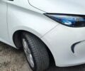 Белый Рено Зое, объемом двигателя 0 л и пробегом 62 тыс. км за 9999 $, фото 13 на Automoto.ua
