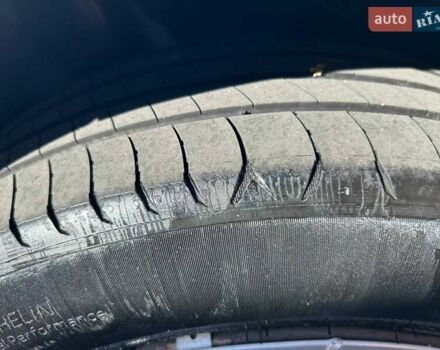 Белый Рено Зое, объемом двигателя 0 л и пробегом 95 тыс. км за 9650 $, фото 1 на Automoto.ua