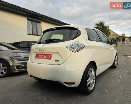 Білий Рено Зое, об'ємом двигуна 0 л та пробігом 87 тис. км за 8500 $, фото 4 на Automoto.ua