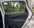 Белый Рено Зое, объемом двигателя 0 л и пробегом 109 тыс. км за 9499 $, фото 16 на Automoto.ua