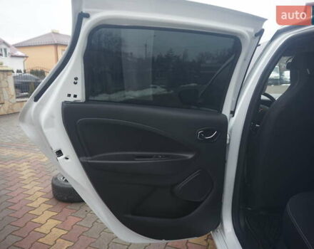 Білий Рено Зое, об'ємом двигуна 0 л та пробігом 37 тис. км за 10777 $, фото 49 на Automoto.ua