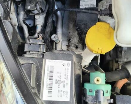 Білий Рено Зое, об'ємом двигуна 0 л та пробігом 42 тис. км за 9500 $, фото 20 на Automoto.ua