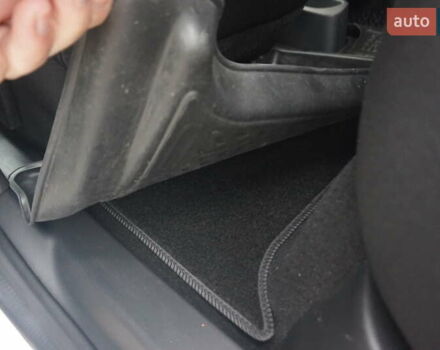 Білий Рено Зое, об'ємом двигуна 0 л та пробігом 37 тис. км за 10777 $, фото 54 на Automoto.ua