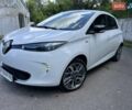 Белый Рено Зое, объемом двигателя 0 л и пробегом 120 тыс. км за 10500 $, фото 5 на Automoto.ua