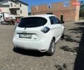 Белый Рено Зое, объемом двигателя 0 л и пробегом 139 тыс. км за 9500 $, фото 11 на Automoto.ua