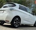 Белый Рено Зое, объемом двигателя 0 л и пробегом 157 тыс. км за 8700 $, фото 26 на Automoto.ua