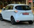 Белый Рено Зое, объемом двигателя 0 л и пробегом 95 тыс. км за 11299 $, фото 55 на Automoto.ua
