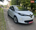Белый Рено Зое, объемом двигателя 0 л и пробегом 54 тыс. км за 9300 $, фото 4 на Automoto.ua