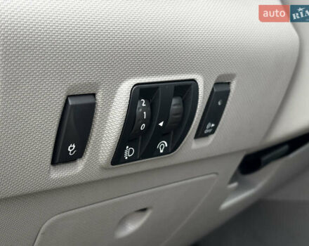 Білий Рено Зое, об'ємом двигуна 0 л та пробігом 23 тис. км за 8850 $, фото 18 на Automoto.ua