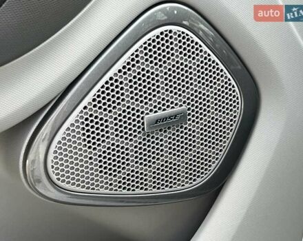 Белый Рено Зое, объемом двигателя 0 л и пробегом 120 тыс. км за 10500 $, фото 6 на Automoto.ua