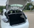 Білий Рено Зое, об'ємом двигуна 0 л та пробігом 44 тис. км за 11250 $, фото 28 на Automoto.ua