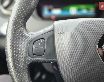 Белый Рено Зое, объемом двигателя 0 л и пробегом 71 тыс. км за 9550 $, фото 71 на Automoto.ua