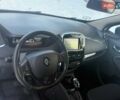 Белый Рено Зое, объемом двигателя 0 л и пробегом 143 тыс. км за 8950 $, фото 21 на Automoto.ua