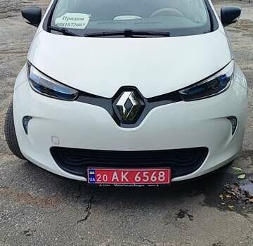 Белый Рено Зое, объемом двигателя 0 л и пробегом 62 тыс. км за 9999 $, фото 9 на Automoto.ua