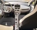 Белый Рено Зое, объемом двигателя 0 л и пробегом 94 тыс. км за 11200 $, фото 23 на Automoto.ua