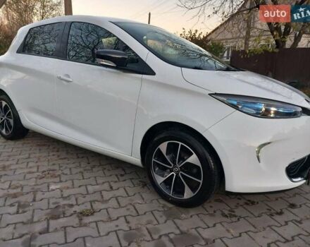 Белый Рено Зое, объемом двигателя 0 л и пробегом 39 тыс. км за 10900 $, фото 8 на Automoto.ua