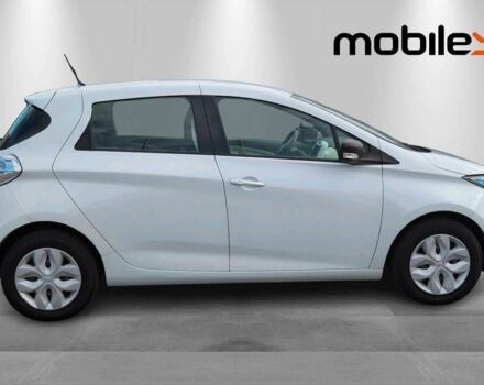 Белый Рено Зое, объемом двигателя 0 л и пробегом 93 тыс. км за 9300 $, фото 3 на Automoto.ua