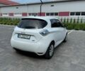 Белый Рено Зое, объемом двигателя 0 л и пробегом 165 тыс. км за 8350 $, фото 9 на Automoto.ua