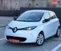 Белый Рено Зое, объемом двигателя 0 л и пробегом 127 тыс. км за 8900 $, фото 2 на Automoto.ua