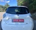 Белый Рено Зое, объемом двигателя 0 л и пробегом 165 тыс. км за 10150 $, фото 7 на Automoto.ua