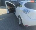 Белый Рено Зое, объемом двигателя 0 л и пробегом 94 тыс. км за 9600 $, фото 13 на Automoto.ua