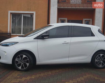 Білий Рено Зое, об'ємом двигуна 0 л та пробігом 37 тис. км за 10777 $, фото 14 на Automoto.ua