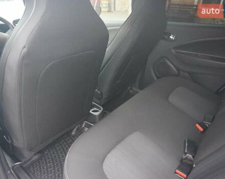 Білий Рено Зое, об'ємом двигуна 0 л та пробігом 37 тис. км за 10777 $, фото 50 на Automoto.ua