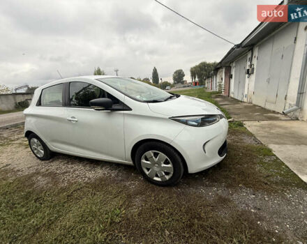 Білий Рено Зое, об'ємом двигуна 0 л та пробігом 86 тис. км за 9100 $, фото 11 на Automoto.ua