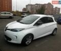 Белый Рено Зое, объемом двигателя 0 л и пробегом 112 тыс. км за 8850 $, фото 3 на Automoto.ua