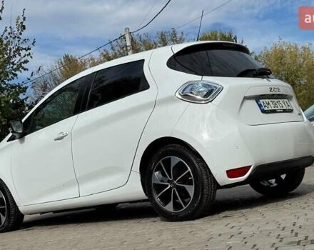 Белый Рено Зое, объемом двигателя 0 л и пробегом 157 тыс. км за 8700 $, фото 21 на Automoto.ua