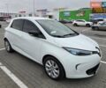 Белый Рено Зое, объемом двигателя 0 л и пробегом 123 тыс. км за 9000 $, фото 1 на Automoto.ua