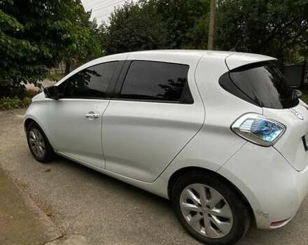 Белый Рено Зое, объемом двигателя 0 л и пробегом 91 тыс. км за 10200 $, фото 5 на Automoto.ua