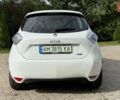 Белый Рено Зое, объемом двигателя 0 л и пробегом 157 тыс. км за 8700 $, фото 4 на Automoto.ua