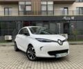 Белый Рено Зое, объемом двигателя 0 л и пробегом 32 тыс. км за 11500 $, фото 1 на Automoto.ua