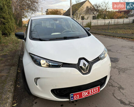 Белый Рено Зое, объемом двигателя 0 л и пробегом 65 тыс. км за 9200 $, фото 4 на Automoto.ua