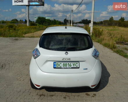 Белый Рено Зое, объемом двигателя 0 л и пробегом 120 тыс. км за 9100 $, фото 8 на Automoto.ua