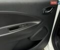 Белый Рено Зое, объемом двигателя 0 л и пробегом 26 тыс. км за 10900 $, фото 27 на Automoto.ua