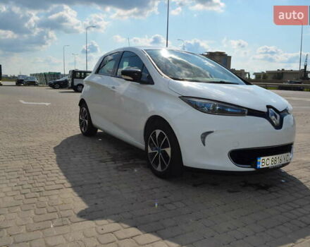 Белый Рено Зое, объемом двигателя 0 л и пробегом 120 тыс. км за 9700 $, фото 7 на Automoto.ua